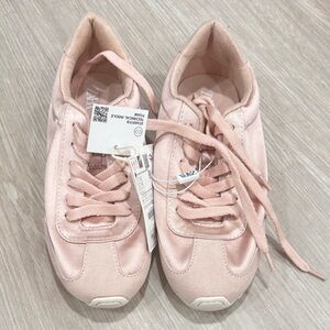 NWT - Zara Girls Satin Pink Lace-Up Ballet Style Sneakers - Size 4